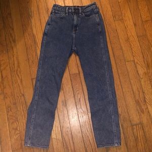 Hollister Size 0 vintage mom jeans